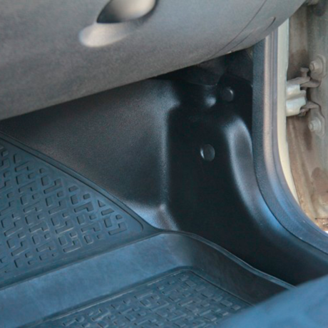 Накладки на ковролин передние "АртФорм" для Renault Duster (2011-2015 г.в.) 2 штуки купить недорого с доставкой в Бердск