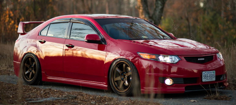 Капот пластиковый "Agressive Sport" var №2 для Honda Accord VIII (2008-2013) купить недорого с доставкой в Бердск
