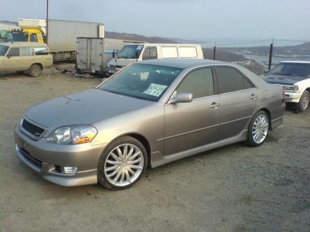Накладки на пороги "Fortune" Toyota Mark II (110) купить недорого с доставкой в Бердск
