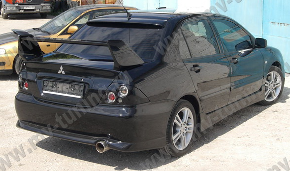 Корпуса под заднюю модульную оптику для Mitsubishi Lancer IX (2003-2009) купить недорого с доставкой в Бердск
