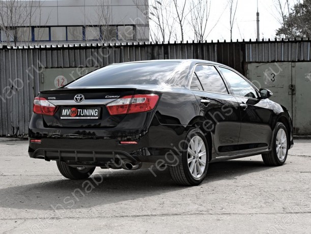 Диффузор заднего бампера var №2 (текстурный пластик) для Toyota Camry XV50 (2012-2014) купить недорого с доставкой в Бердск
