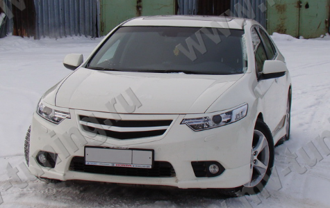 Планка в решетку радиатора "Sport" для Honda Accord VIII (2011-2013) купить недорого с доставкой в Бердск